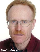 Ian P. Johnson,  Stv. Vorsitzender