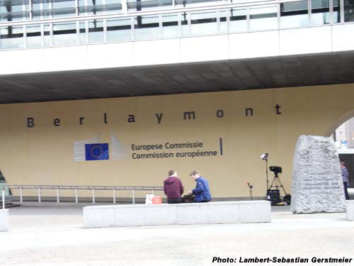 Das EU-Kommissionsgebäude "Berlaymont". Hier finden u.a. für die in Brüssel akkreditierten Journalisten die täglichen Pressekonferenzen statt.