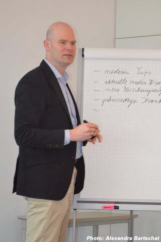socmediauk0014.jpg